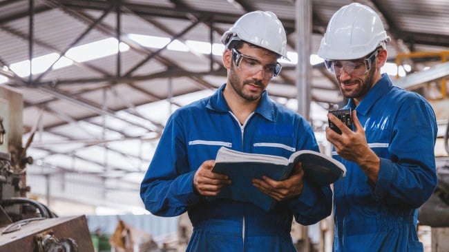 3 great ways electricians can gain the confidence of new user bases
