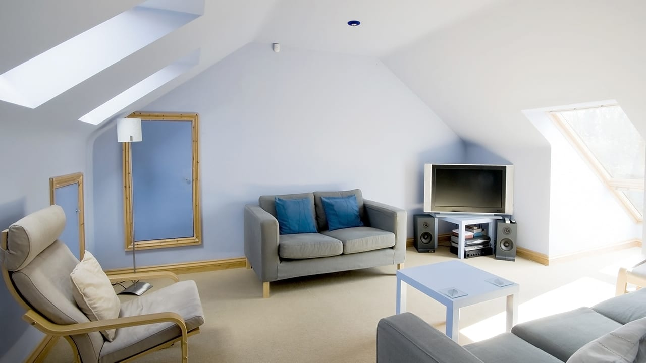 <em class="gui_no_em">Web design for loft conversion specialists</em> - <em>done right</em>